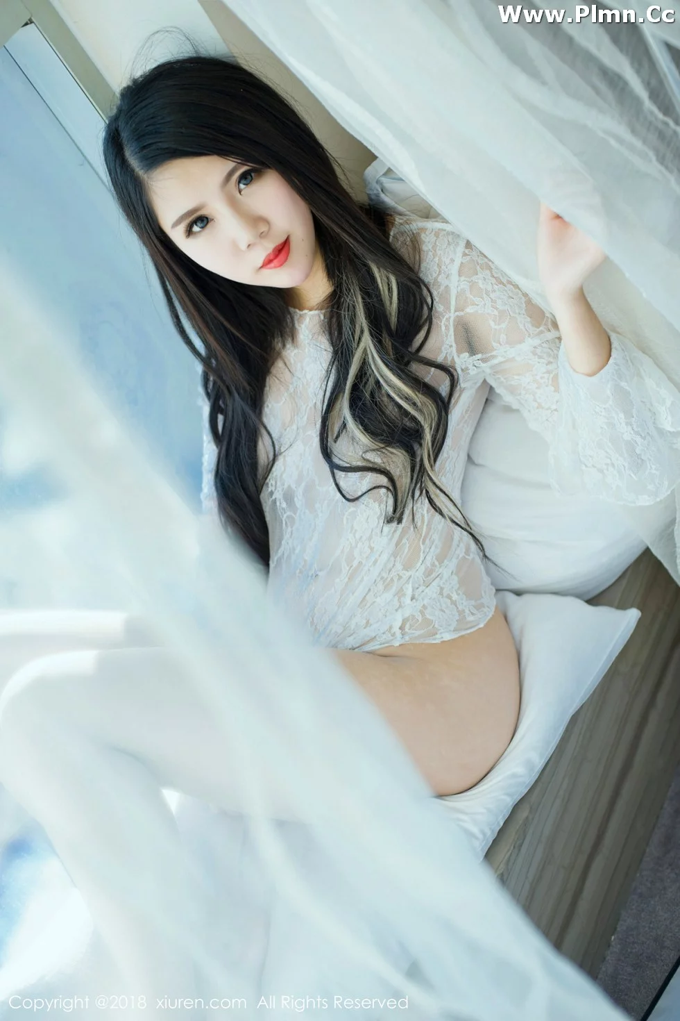[XiuRen秀人网]No.1011_嫩模北海大公主居家日系体操服+白色镂空衣秀完美身材写真45P