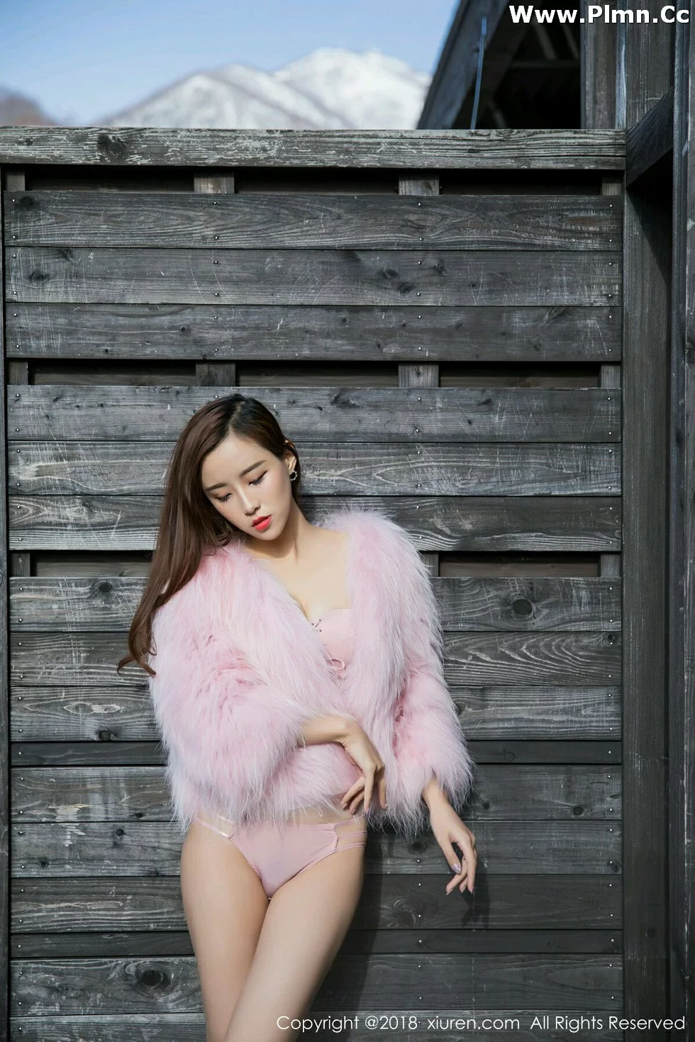 [XiuRen秀人网]No.1228_美女猫宝北海道旅拍粉色和服+粉色比基尼惹火诱惑写真49P