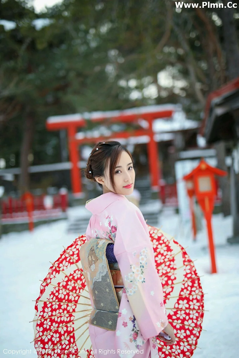[XiuRen秀人网]No.1228_美女猫宝北海道旅拍粉色和服+粉色比基尼惹火诱惑写真49P