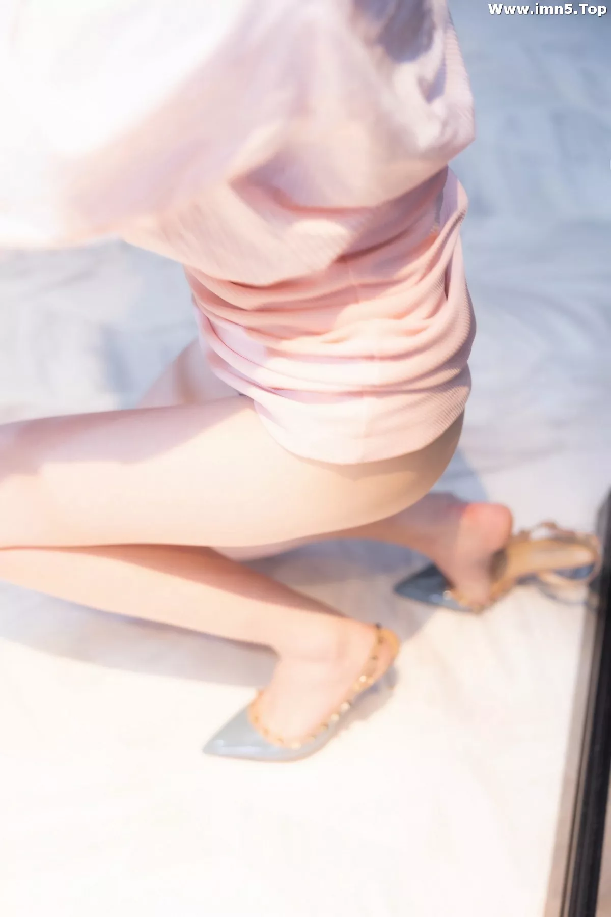 [XiuRen秀人网]No.6451_模特yoo优优性感粉色上衣配粉短裙露黑色蕾丝内衣迷人诱惑写真83P