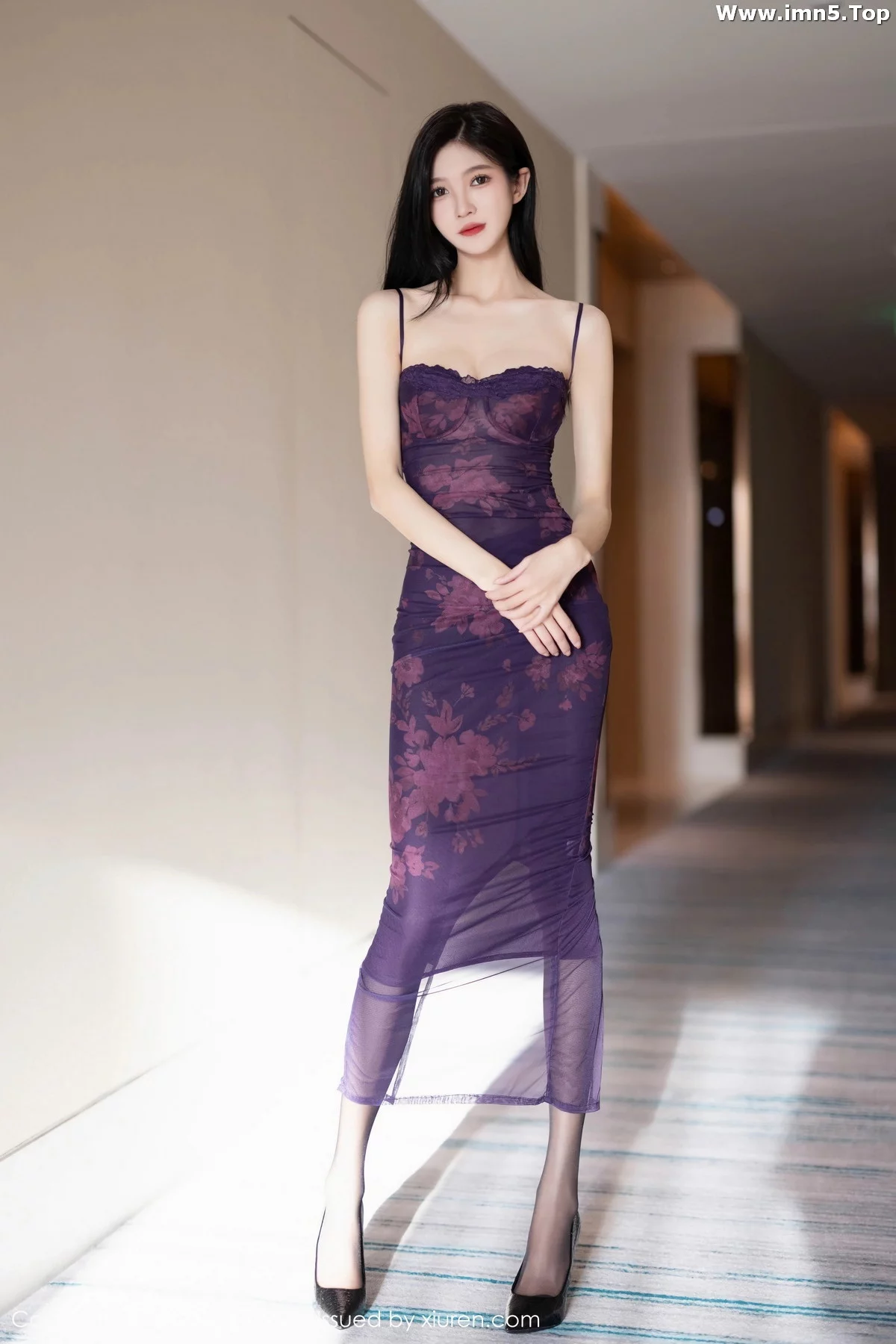 [XiaoYu画语界]Vol.1128_模特程程程性感紫色吊带长裙+黑色情趣内衣秀曼妙身姿诱惑写真84P